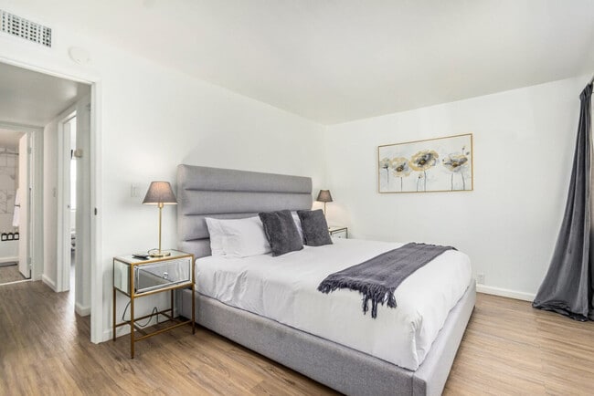 Photo - 4610 N 68th St Unit SI ID1558642P