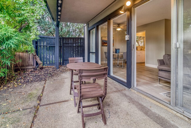 Photo - 801 Middlefield Rd Unit FL2-ID2094