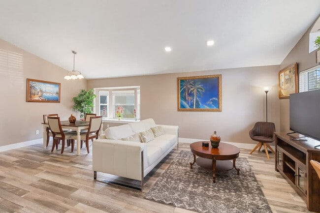 Building Photo - 140 Madiera Beach Blvd Unit ID1303228P