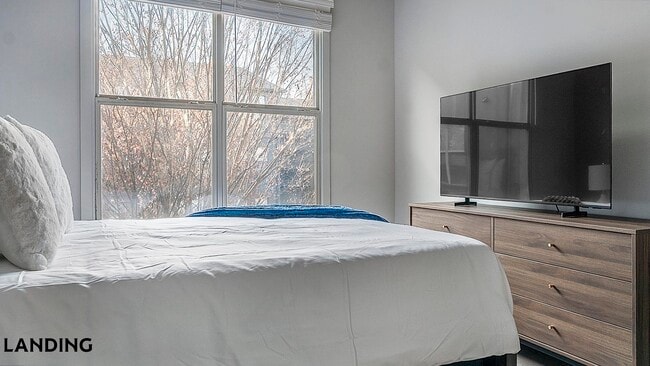 Photo - 49 Boulevard SE Unit E-568