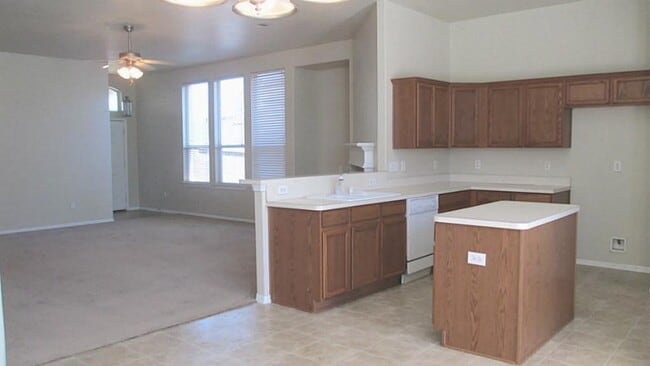 Photo - 7905 Diamond Oak Dr