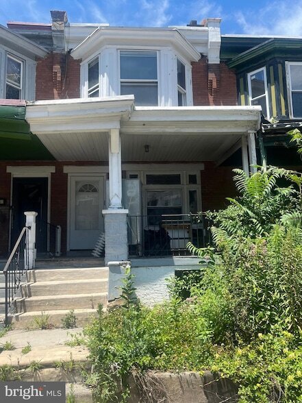 Building Photo - 231 W Clapier St