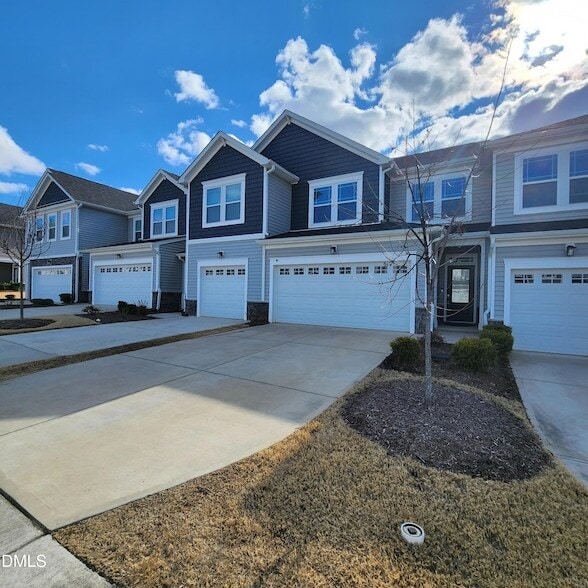 Photo - 157 Roebuck Ln