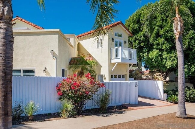 Photo - 308 Palm Ave