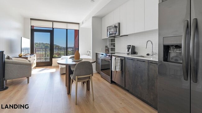 Building Photo - 632 Howard Rd SE Unit 540