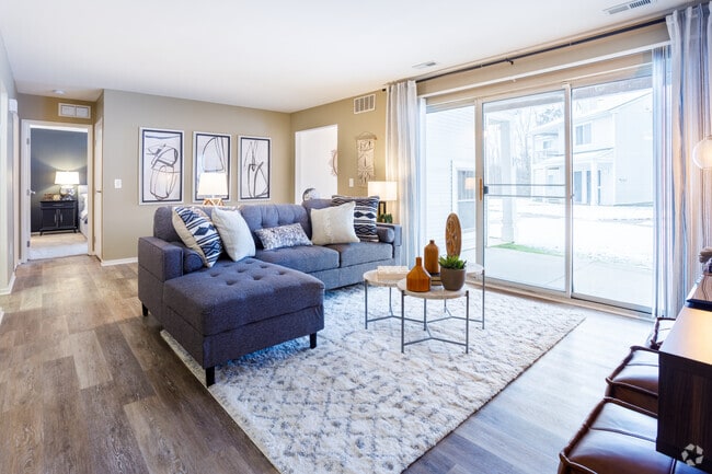 Temporary Housing in Dexter, MI - Short Term Rentals