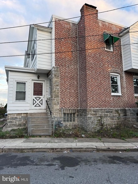 Photo - 7250 Radbourne Rd