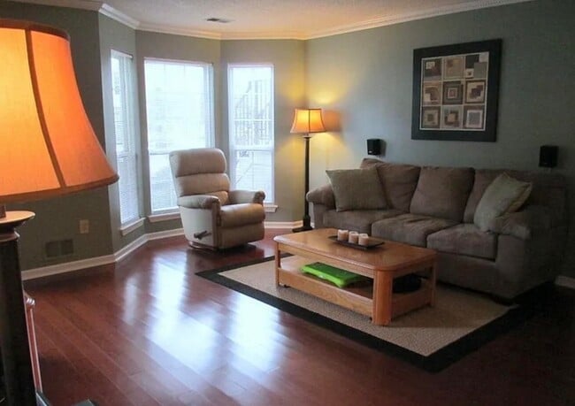 Photo - 29 Walnut St Unit 13E