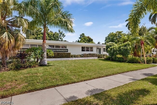 Photo - 1331 Almeria Ave