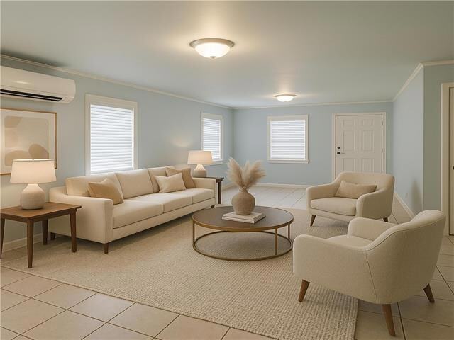 Photo - 1627 Feronia St