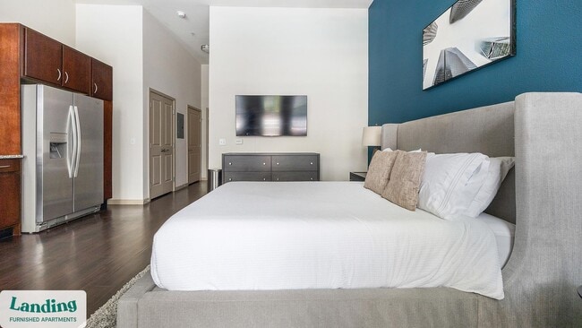 Photo - 1550 N Raleigh St Unit 121