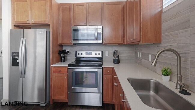 Photo - 1711 Caroline St Unit 112
