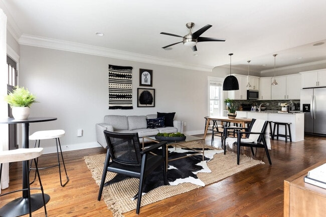 Photo - 1302 Wedgewood Ave Unit ID1043946P