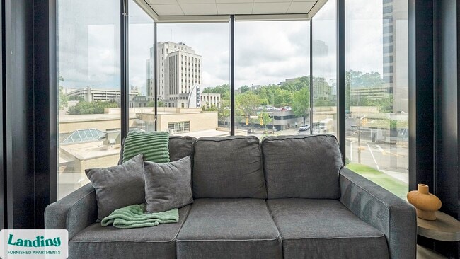 Photo - 600 19th St N Unit 205