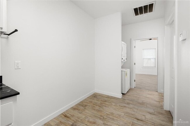 Photo - 1429 W Harrison Ave Unit 5