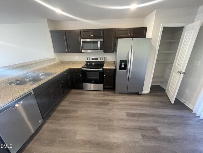 Photo - 2044 Wiggins Village Dr