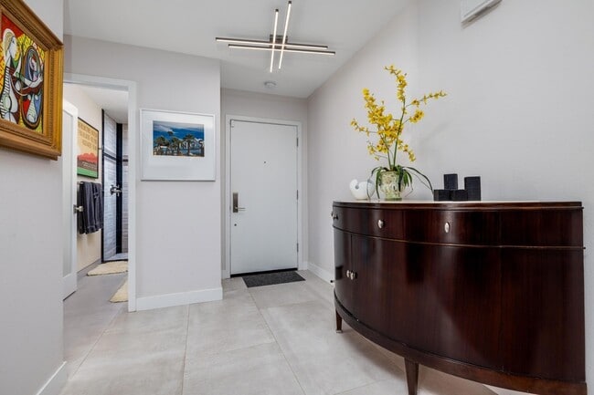 Photo - 1173 E Alejo Rd