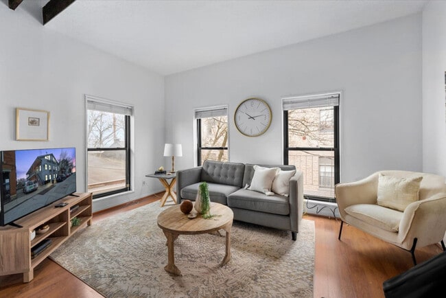 Building Photo - 964 Pavilion St Unit SI FL2-ID1391900P