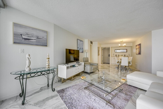 Photo - 320 Seaview Ct Unit SI FL12-ID1546091P