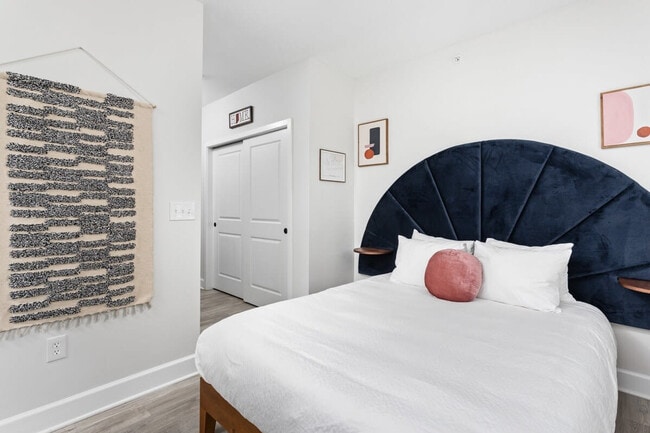 Photo - 5858 N College Ave Unit ID1028931P