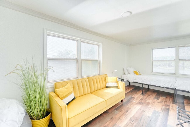 Building Photo - 22 Pease Dr Unit ID1241348P