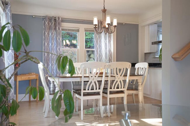 Photo - 1514 Bigelow Ave N Unit ID1325080P