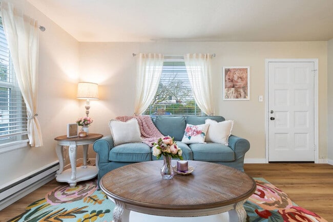 Building Photo - 10403 Dekoven Dr SW Unit ID1231232P