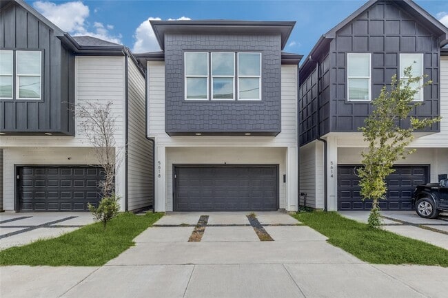 Building Photo - 5618 Canal St