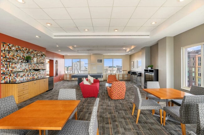 Photo - 401 12th St S Unit FL8-ID1038991P