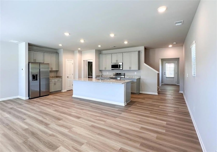 Photo - 504 John Harm Wy