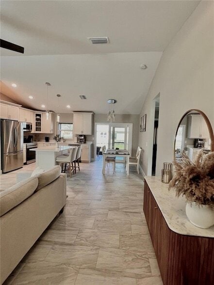 Photo - 1194 S Lassonde St