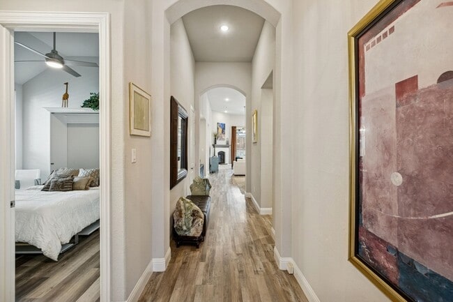 Photo - 950 Gentle Knoll Ln