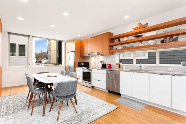 Photo - 1432 S King St Unit ID1231213P