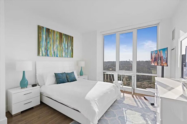 Photo - 57 Bank St Unit ID1040024P