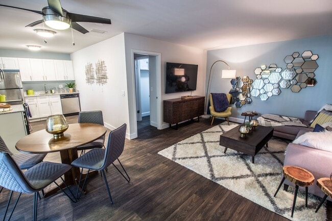 Photo - Lilac Village Palm Beach Gardens