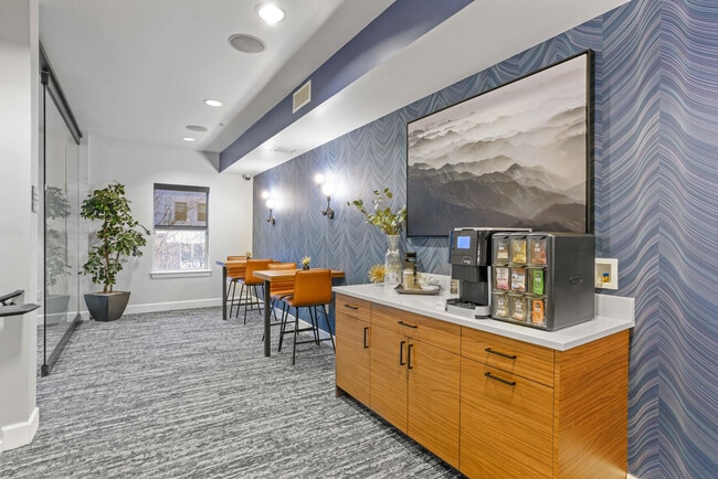 Regency RidgeGate | Lone Tree, CO Apartments - Regency RidgeGate