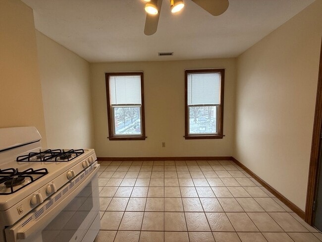 Photo - 132 Coburn Ave Unit 3