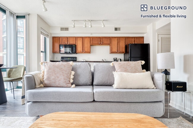 Photo - 1301 M St NW Unit SI FL3-ID436