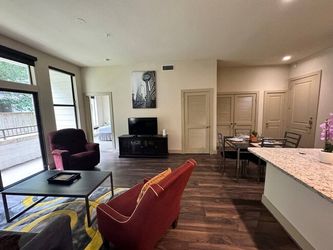 Building Photo - 2300 Old Spanish Trl Unit SI ID1359147P