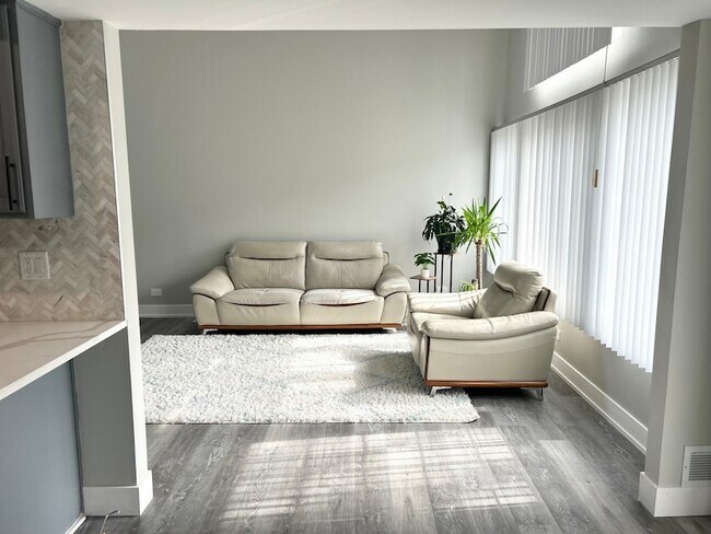 Photo - 1273 Silk Oak Ln