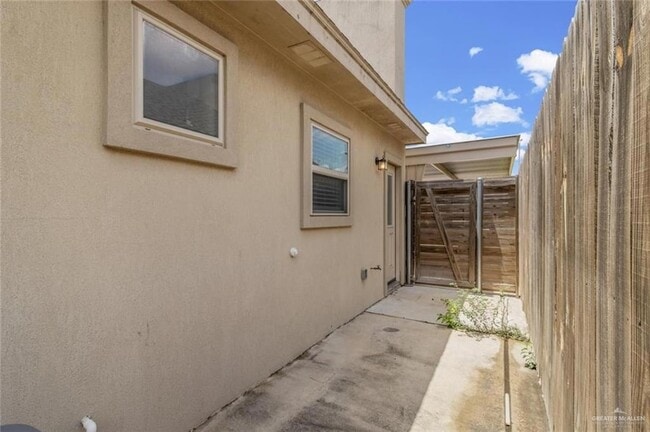 Photo - 700 E Myrtle Beach Ave Unit 3