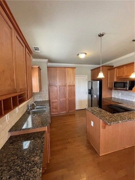 Photo - 767 N Rupple Rd