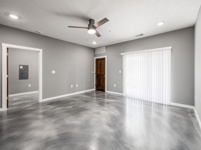 Photo - 255 at Union Station