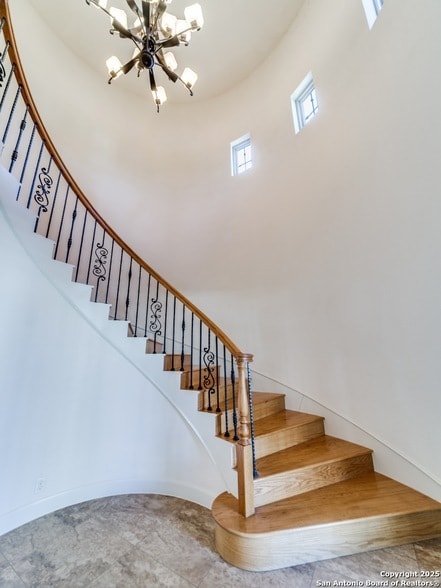 Photo - 16 Liser Glen