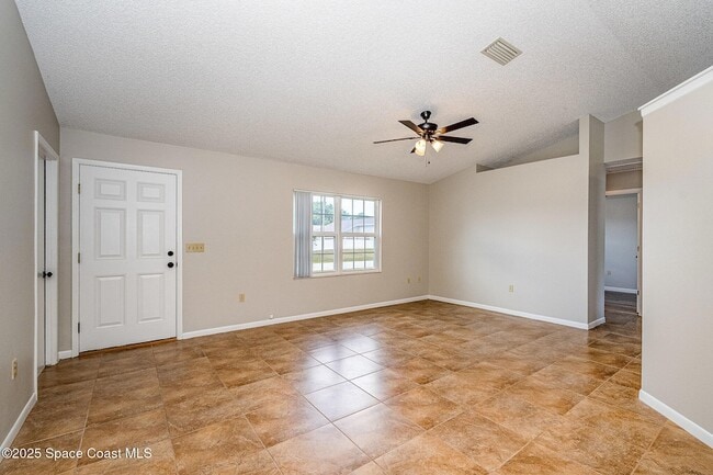 Photo - 1112 Malone St NW