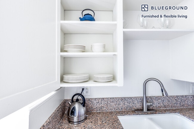 Photo - 232 S Reeves Dr Unit FL1-ID132