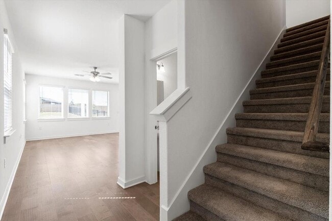 Photo - 7409 Sparkling Light Dr