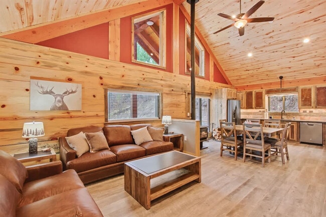 Building Photo - 96 Shilo Dr Unit ID1250643P