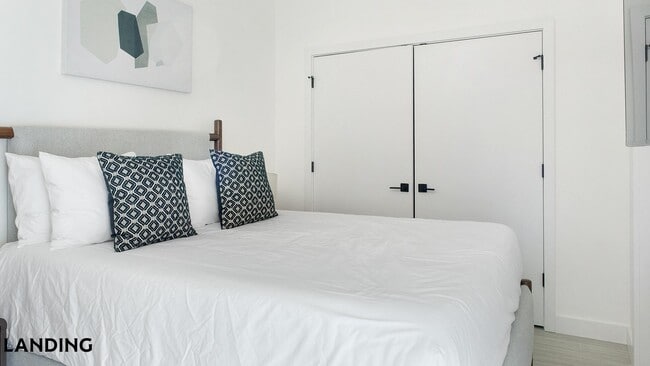 Photo - 1007 S Mint St Unit 721