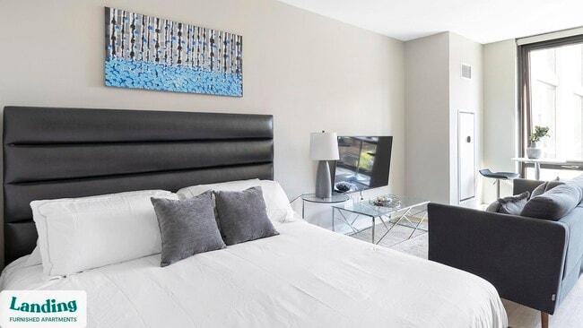 Photo - 4611 N Broadway Unit 206